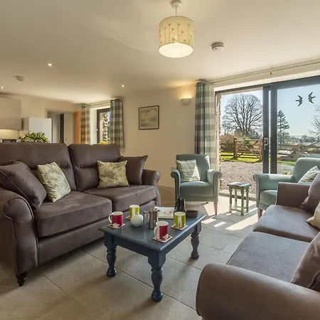 Linden Barn Holiday home